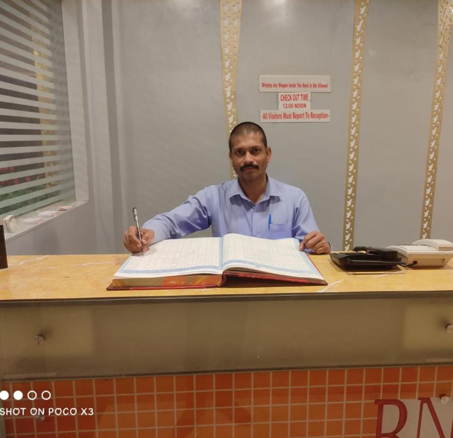 Gokul Raj By Wb Economy , Madhubani Hotel Kültér fotó